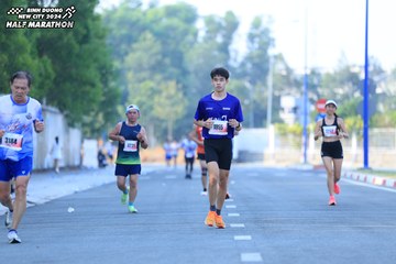 BINH DUONG NEW CITY HALF MARATHON 2024 - Ảnh #1766254