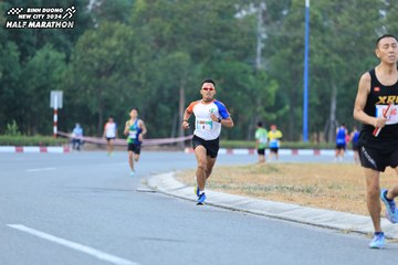 BINH DUONG NEW CITY HALF MARATHON 2024 - Ảnh #1735705