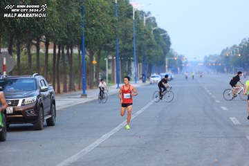 BINH DUONG NEW CITY HALF MARATHON 2024 - Ảnh #1739427