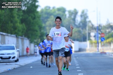BINH DUONG NEW CITY HALF MARATHON 2024 - Ảnh #1766404