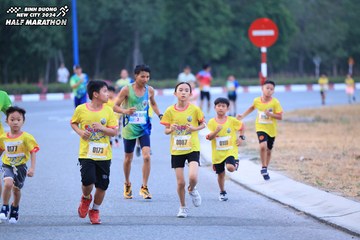 BINH DUONG NEW CITY HALF MARATHON 2024 - Ảnh #1726361