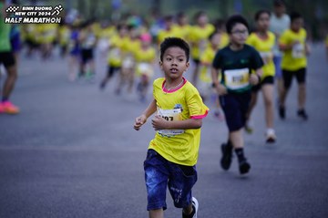BINH DUONG NEW CITY HALF MARATHON 2024 - Ảnh #1724636