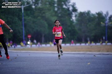 BINH DUONG NEW CITY HALF MARATHON 2024 - Ảnh #1725035