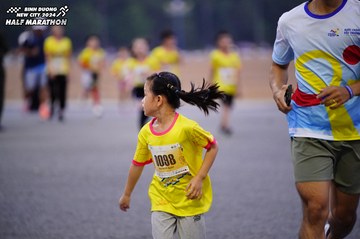 BINH DUONG NEW CITY HALF MARATHON 2024 - Ảnh #1725621