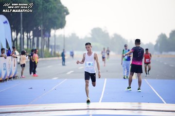 BINH DUONG NEW CITY HALF MARATHON 2024 - Ảnh #1772712
