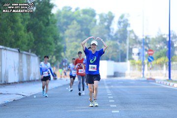 BINH DUONG NEW CITY HALF MARATHON 2024 - Ảnh #1768503