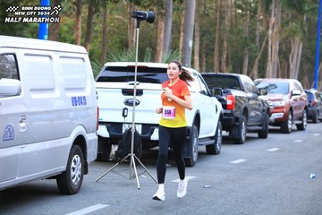 BINH DUONG NEW CITY HALF MARATHON 2024 - Ảnh #1755394