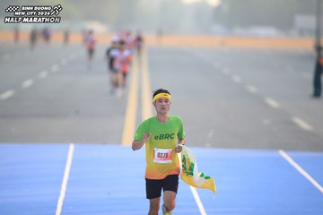 BINH DUONG NEW CITY HALF MARATHON 2024 - Ảnh #1740903