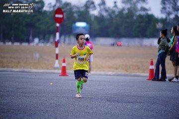 BINH DUONG NEW CITY HALF MARATHON 2024 - Ảnh #1725087