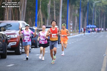 BINH DUONG NEW CITY HALF MARATHON 2024 - Ảnh #1755509