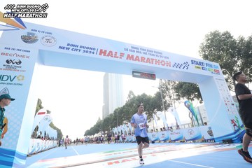 BINH DUONG NEW CITY HALF MARATHON 2024 - Ảnh #1822107