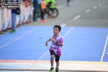 BINH DUONG NEW CITY HALF MARATHON 2024 - Ảnh #1739325