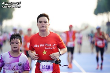 BINH DUONG NEW CITY HALF MARATHON 2024 - Ảnh #1763329
