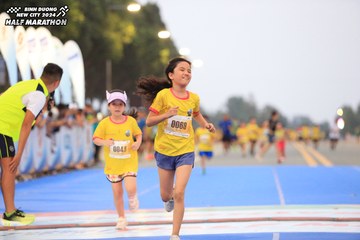 BINH DUONG NEW CITY HALF MARATHON 2024 - Ảnh #1727617