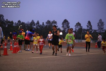BINH DUONG NEW CITY HALF MARATHON 2024 - Ảnh #1728448