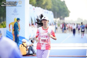BINH DUONG NEW CITY HALF MARATHON 2024 - Ảnh #1765000