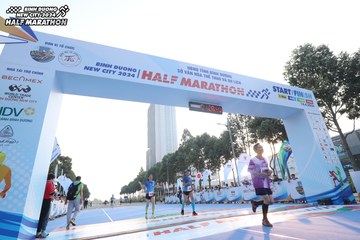 BINH DUONG NEW CITY HALF MARATHON 2024 - Ảnh #1819515