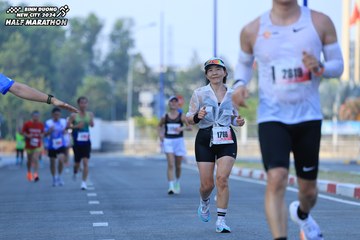 BINH DUONG NEW CITY HALF MARATHON 2024 - Ảnh #1764703