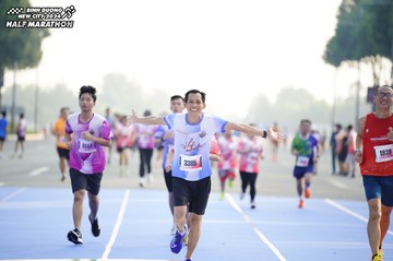 BINH DUONG NEW CITY HALF MARATHON 2024 - Ảnh #1763183