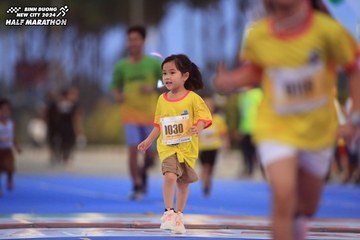 BINH DUONG NEW CITY HALF MARATHON 2024 - Ảnh #1724294