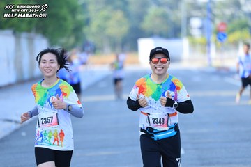 BINH DUONG NEW CITY HALF MARATHON 2024 - Ảnh #1771405