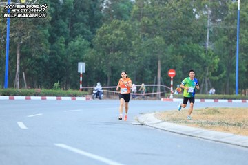 BINH DUONG NEW CITY HALF MARATHON 2024 - Ảnh #1735548
