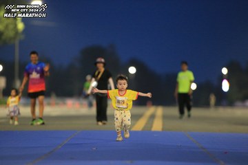 BINH DUONG NEW CITY HALF MARATHON 2024 - Ảnh #1728787