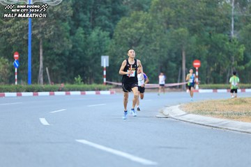 BINH DUONG NEW CITY HALF MARATHON 2024 - Ảnh #1735687