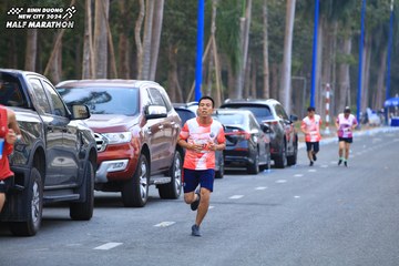 BINH DUONG NEW CITY HALF MARATHON 2024 - Ảnh #1755797