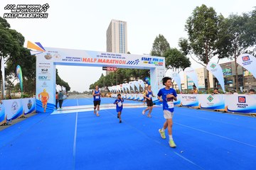 BINH DUONG NEW CITY HALF MARATHON 2024 - Ảnh #1736098