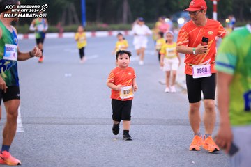BINH DUONG NEW CITY HALF MARATHON 2024 - Ảnh #1727015