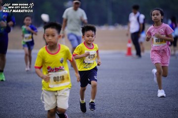 BINH DUONG NEW CITY HALF MARATHON 2024 - Ảnh #1725214