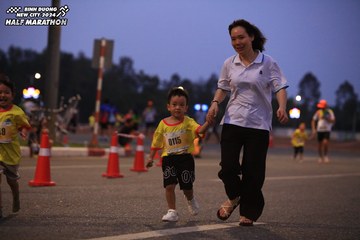 BINH DUONG NEW CITY HALF MARATHON 2024 - Ảnh #1728493