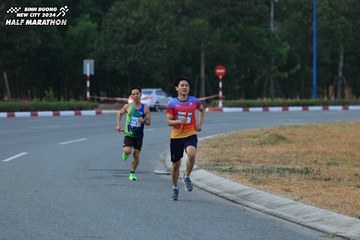 BINH DUONG NEW CITY HALF MARATHON 2024 - Ảnh #1734790