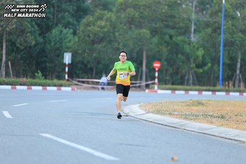 BINH DUONG NEW CITY HALF MARATHON 2024 - Ảnh #1735503
