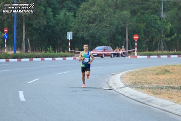 BINH DUONG NEW CITY HALF MARATHON 2024 - Ảnh #1735107