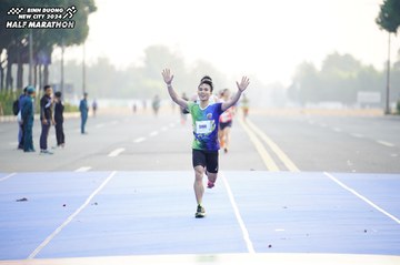 BINH DUONG NEW CITY HALF MARATHON 2024 - Ảnh #1756823