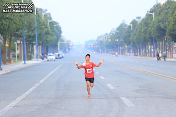 BINH DUONG NEW CITY HALF MARATHON 2024 - Ảnh #1739465