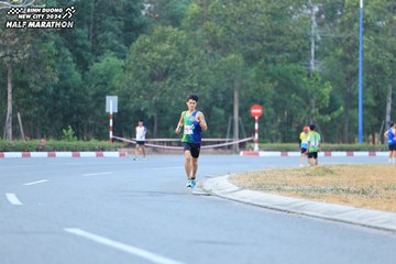 BINH DUONG NEW CITY HALF MARATHON 2024 - Ảnh #1735704