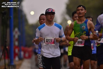 BINH DUONG NEW CITY HALF MARATHON 2024 - Ảnh #1741054