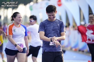 BINH DUONG NEW CITY HALF MARATHON 2024 - Ảnh #1768394
