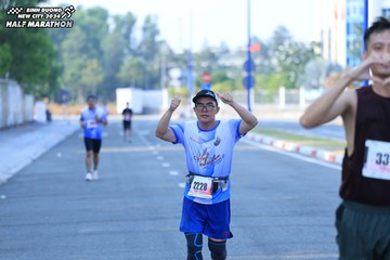 BINH DUONG NEW CITY HALF MARATHON 2024 - Ảnh #1770041