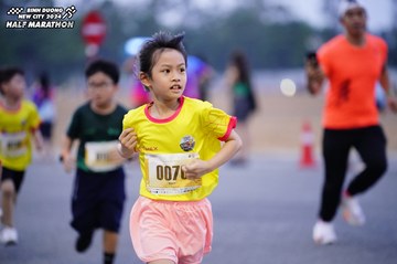 BINH DUONG NEW CITY HALF MARATHON 2024 - Ảnh #1725270