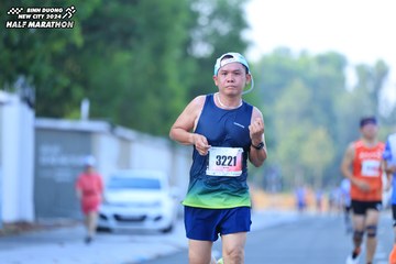 BINH DUONG NEW CITY HALF MARATHON 2024 - Ảnh #1766276
