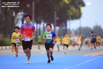 BINH DUONG NEW CITY HALF MARATHON 2024 - Ảnh #1729013