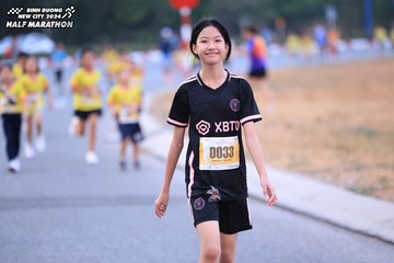 BINH DUONG NEW CITY HALF MARATHON 2024 - Ảnh #1726772