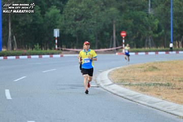 BINH DUONG NEW CITY HALF MARATHON 2024 - Ảnh #1734952
