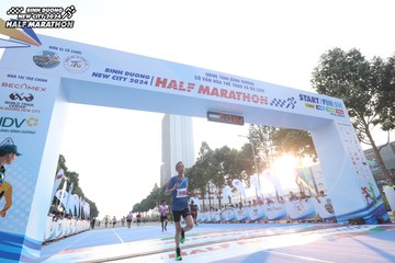 BINH DUONG NEW CITY HALF MARATHON 2024 - Ảnh #1819695