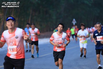 BINH DUONG NEW CITY HALF MARATHON 2024 - Ảnh #1750571