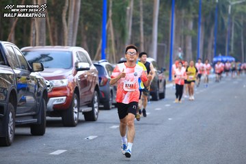 BINH DUONG NEW CITY HALF MARATHON 2024 - Ảnh #1756227